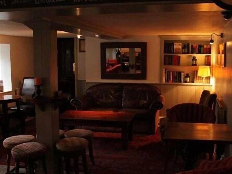 We Three Loggerheads Hotell Gwernymynydd Eksteriør bilde